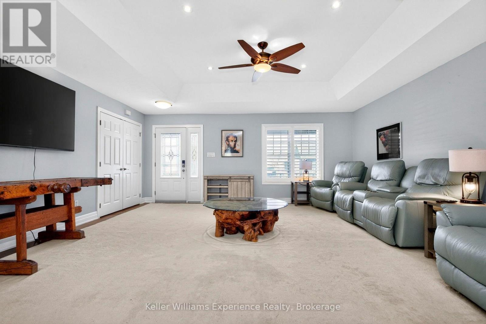 22 Grew Crescent Property Photo 9