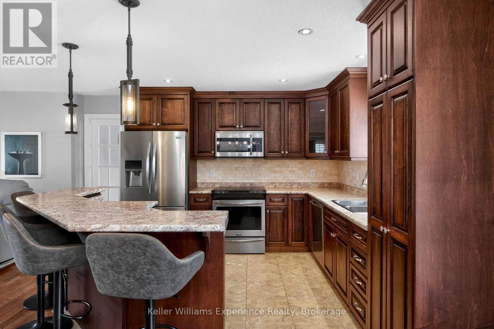 22 Grew Crescent Property Photo 14