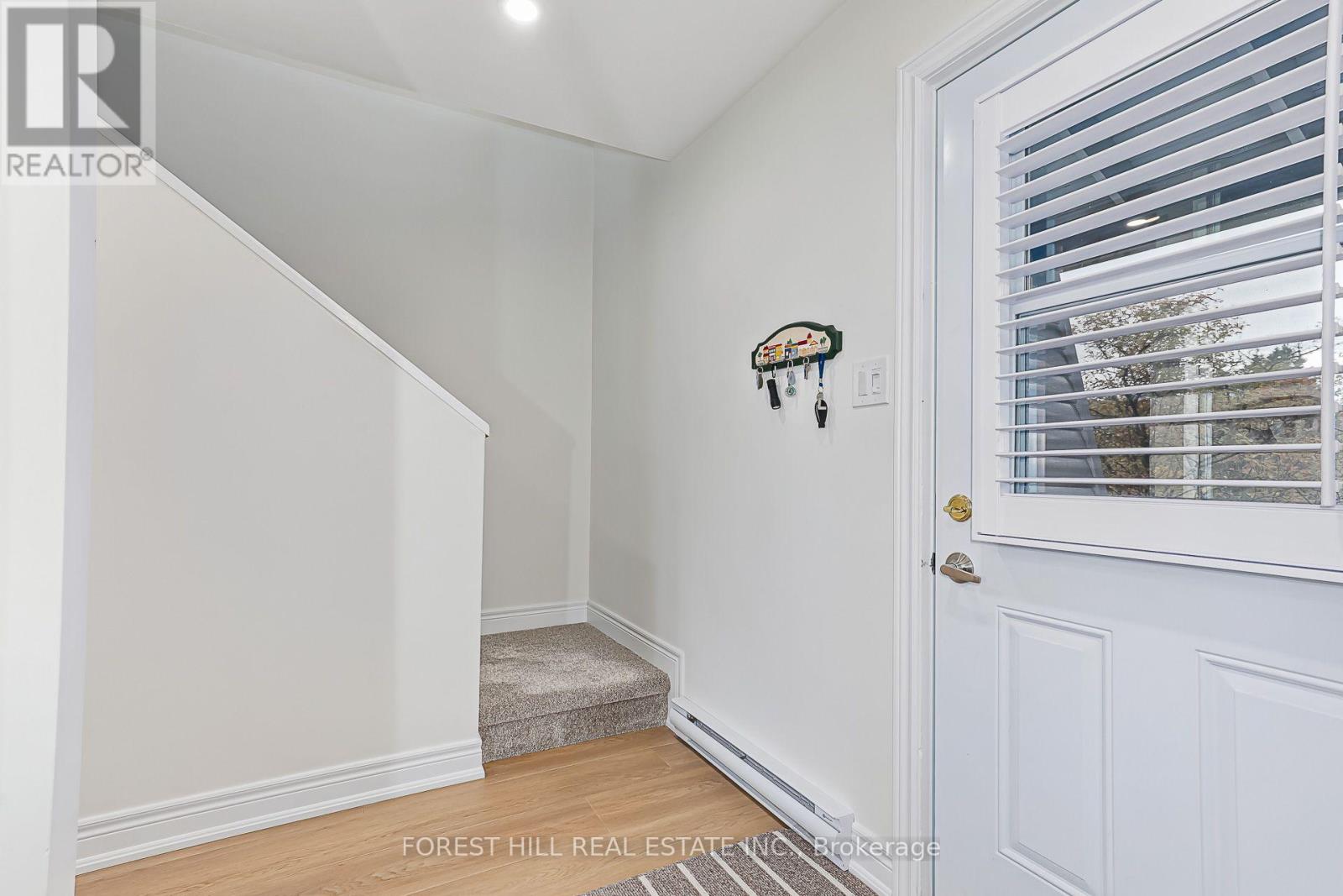 348 Mariners Way Property Photo 11