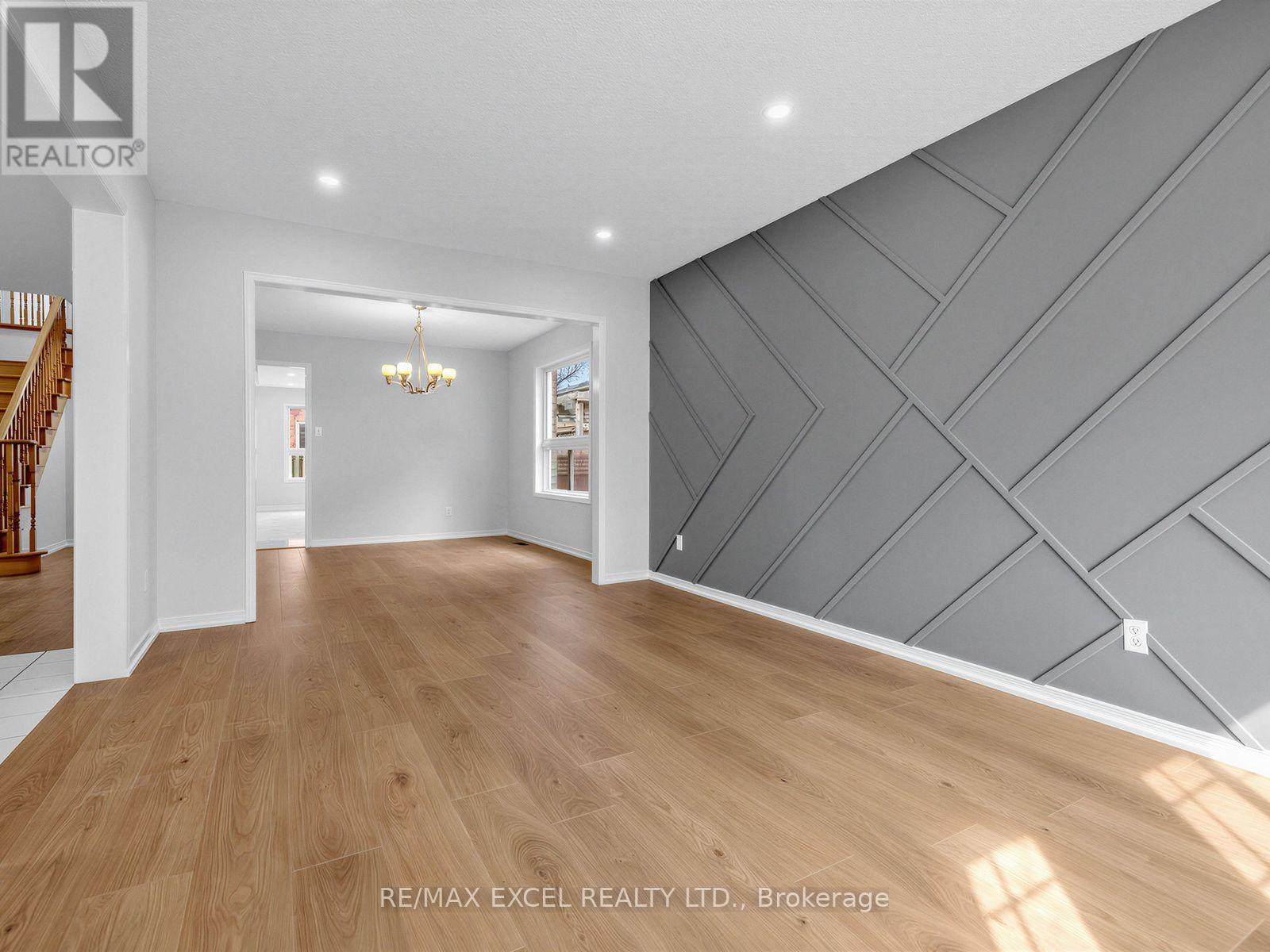 396 Cundles Road W Property Photo 6