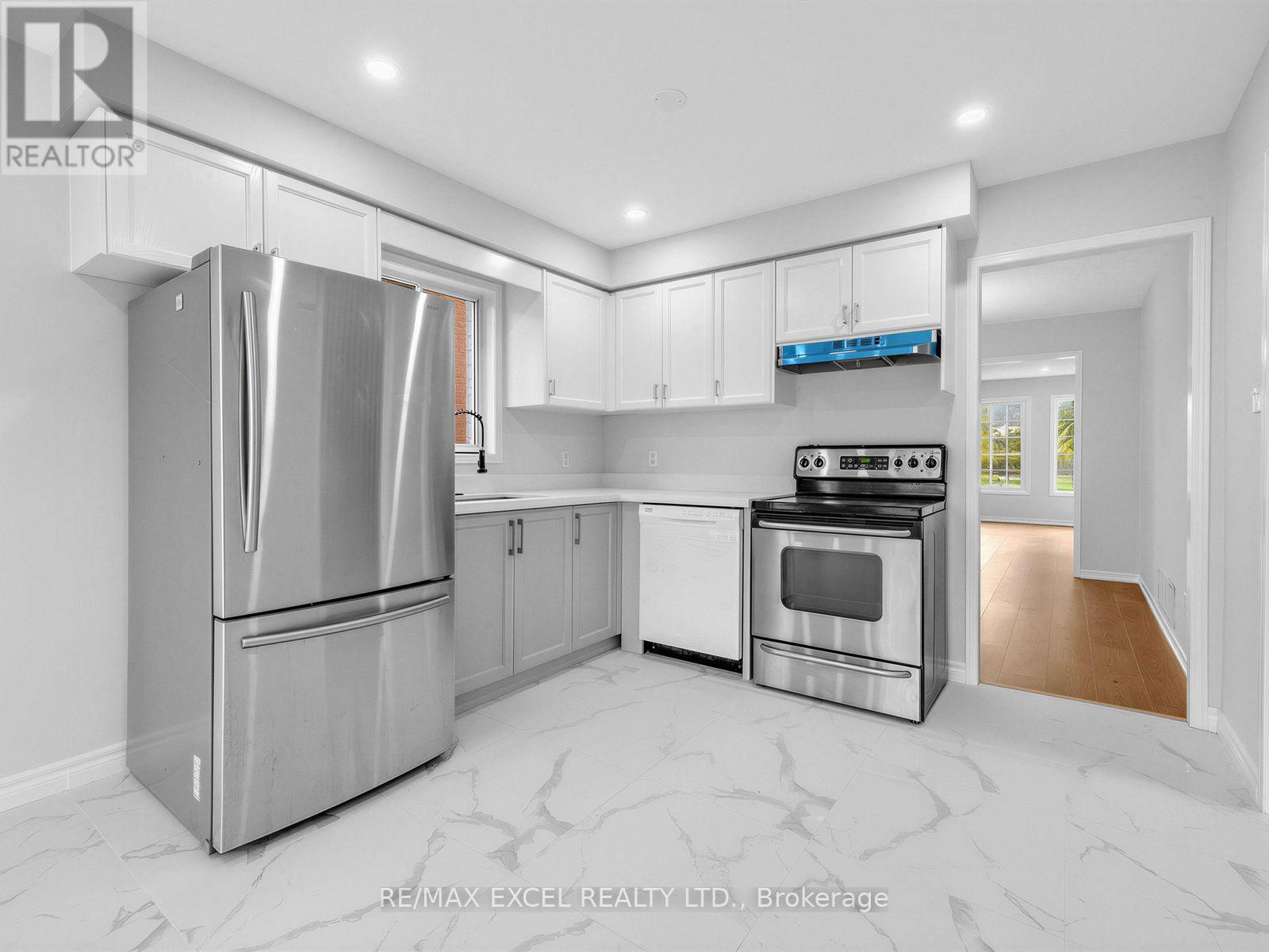 396 Cundles Road W Property Photo 10
