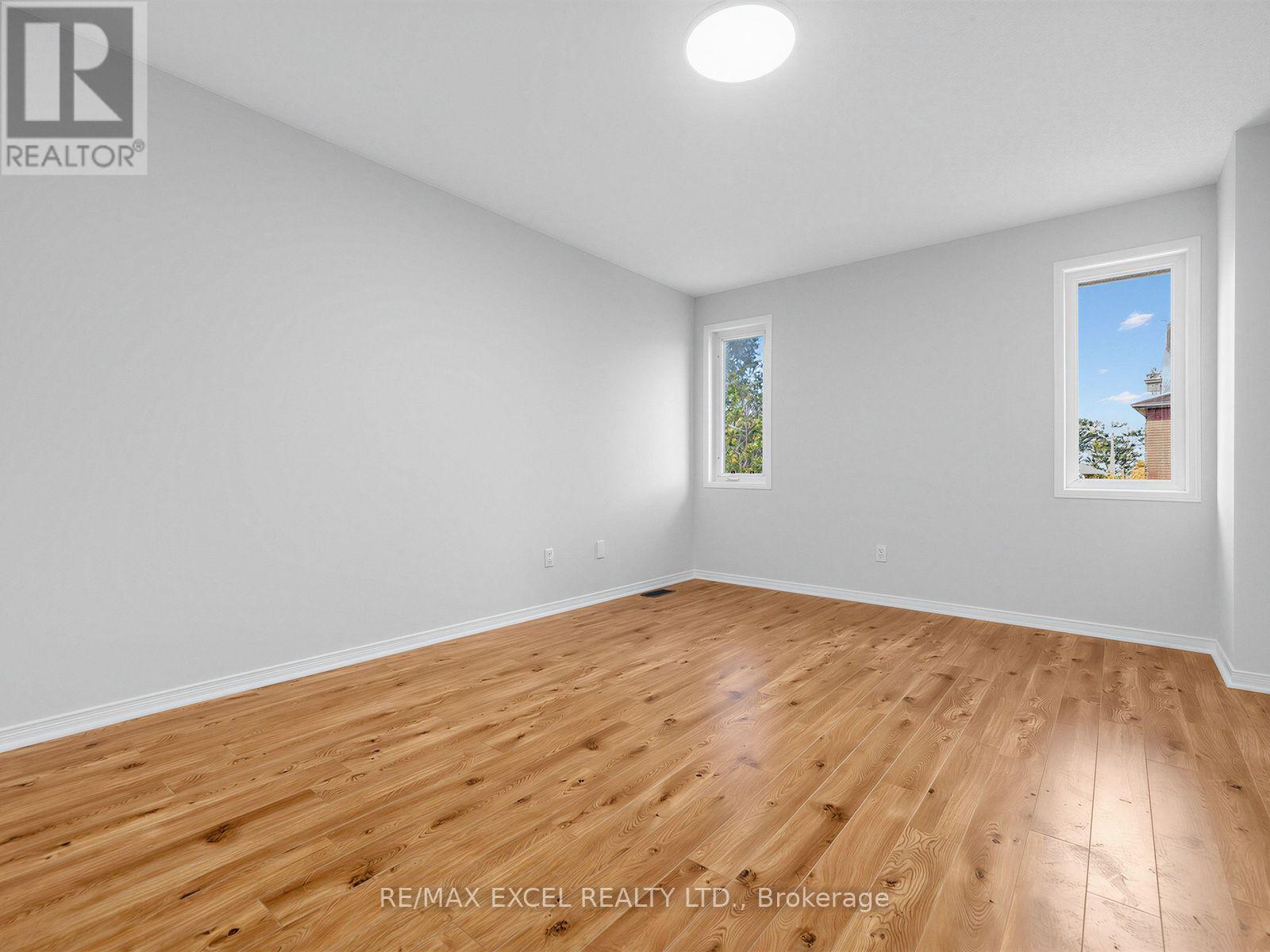 396 Cundles Road W Property Photo 21