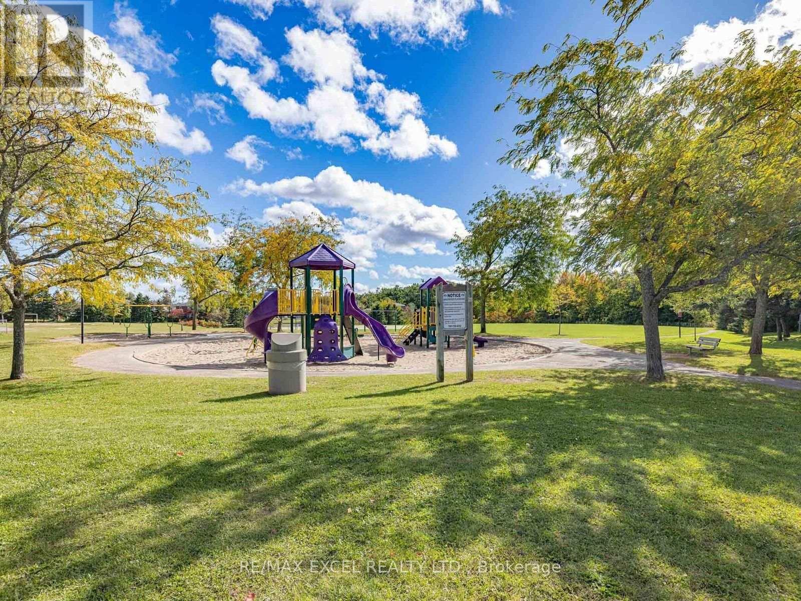 396 Cundles Road W Property Photo 37