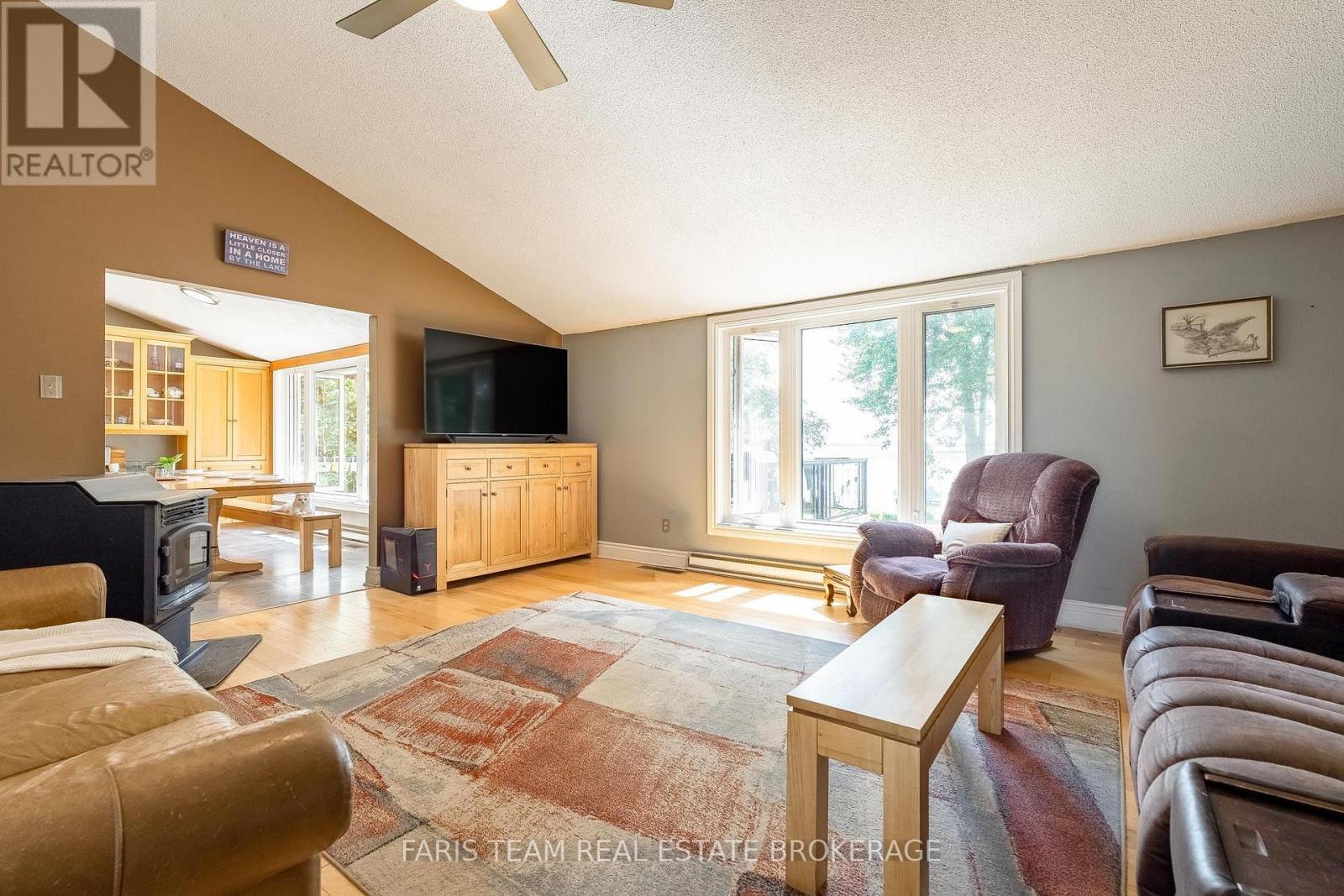 3299 Shoreview Drive Property Photo 15