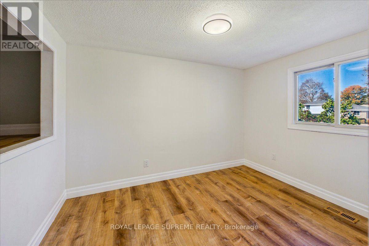 Upper - 46 Ridgeway Avenue Property Photo 16
