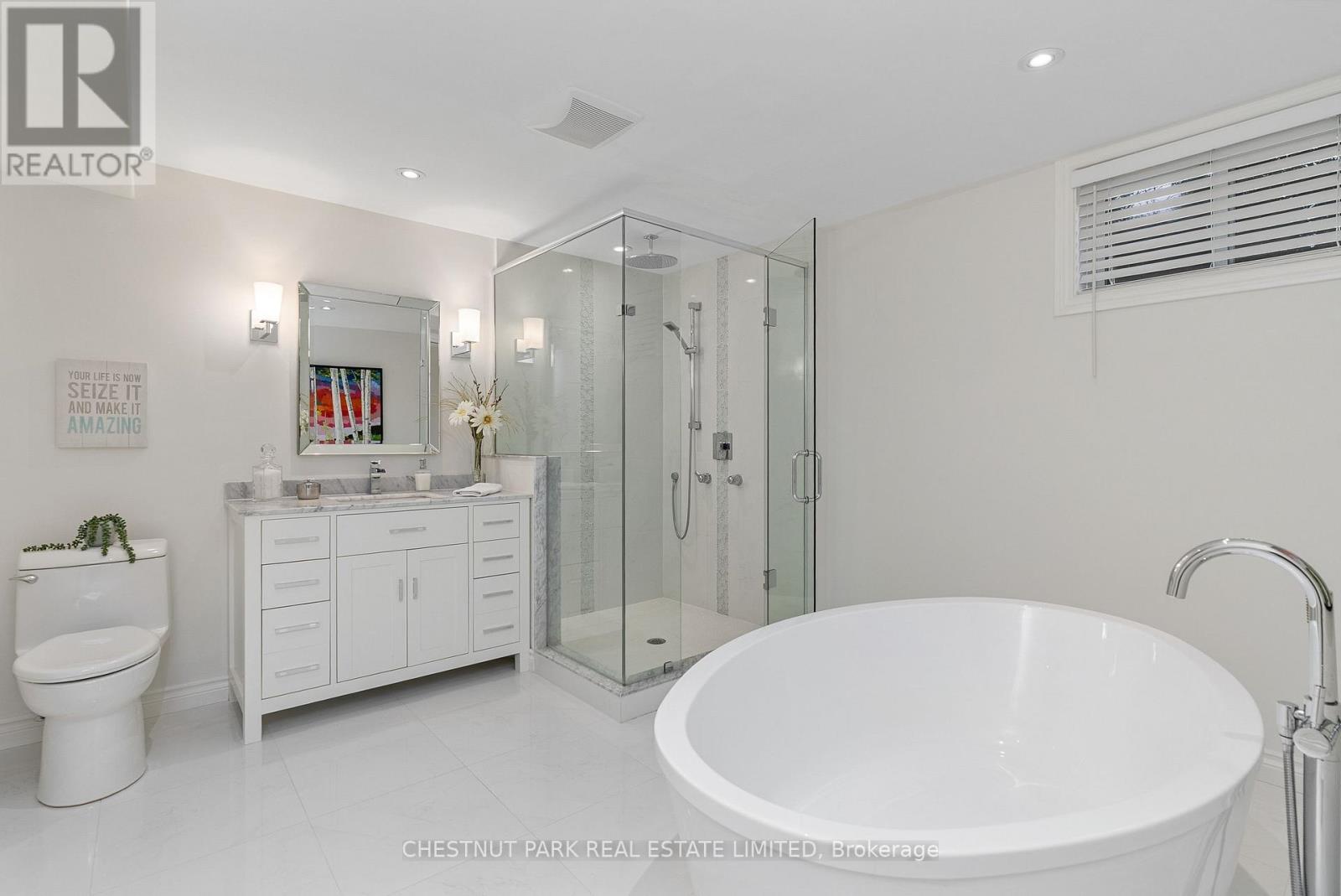 9 Mills Circle Property Photo 38