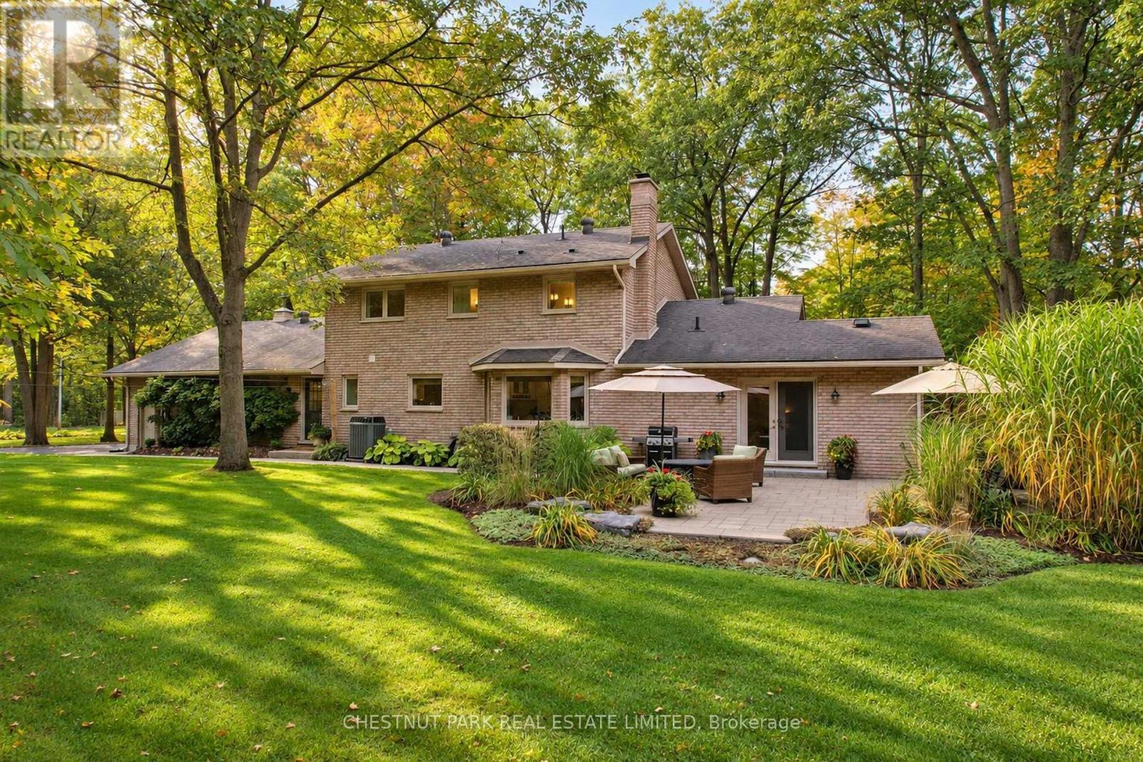 9 Mills Circle Property Photo 39