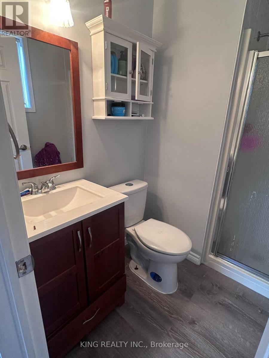 9 Whitehorn Crescent Property Photo 9