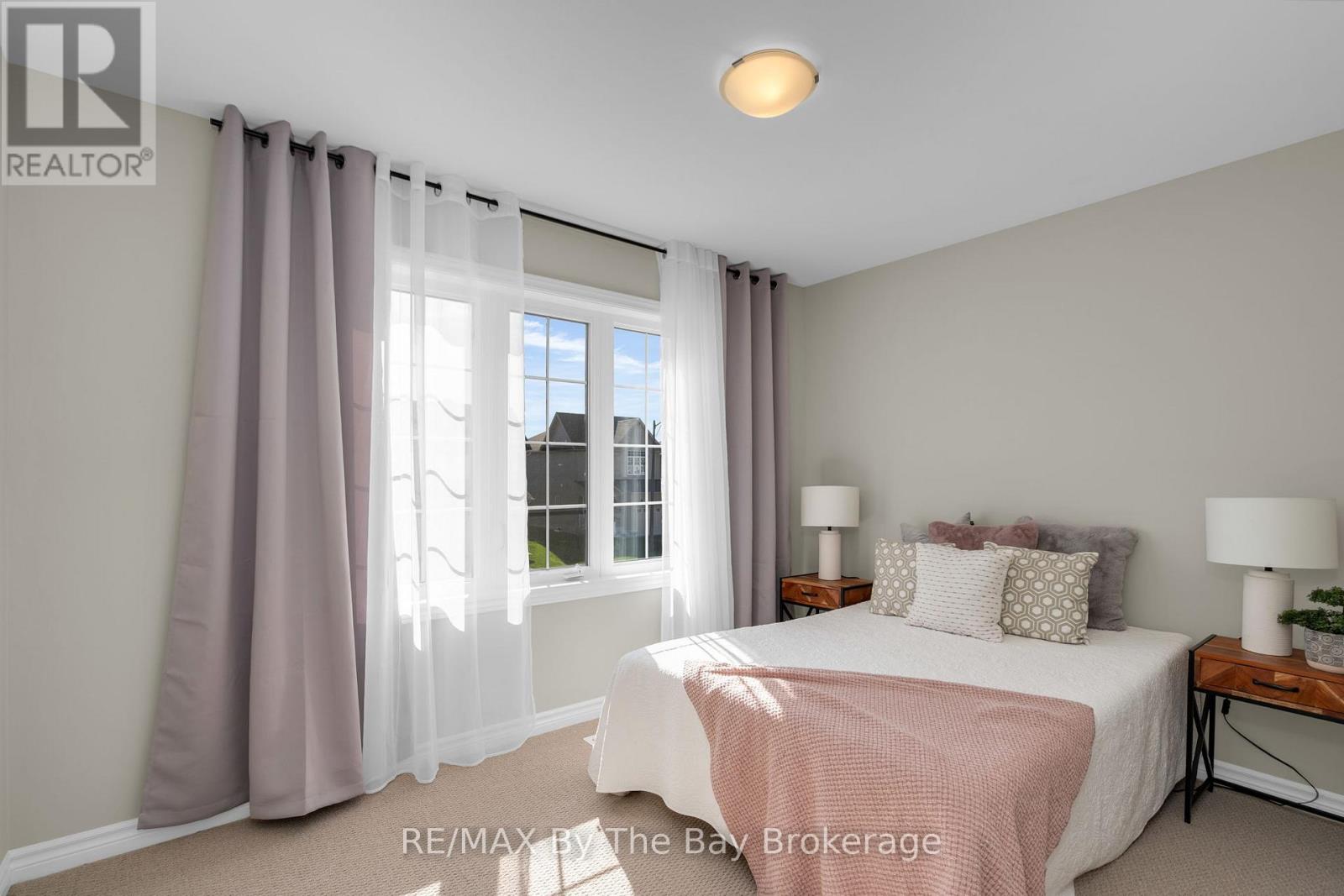 214 Cubitt Street Property Photo 22