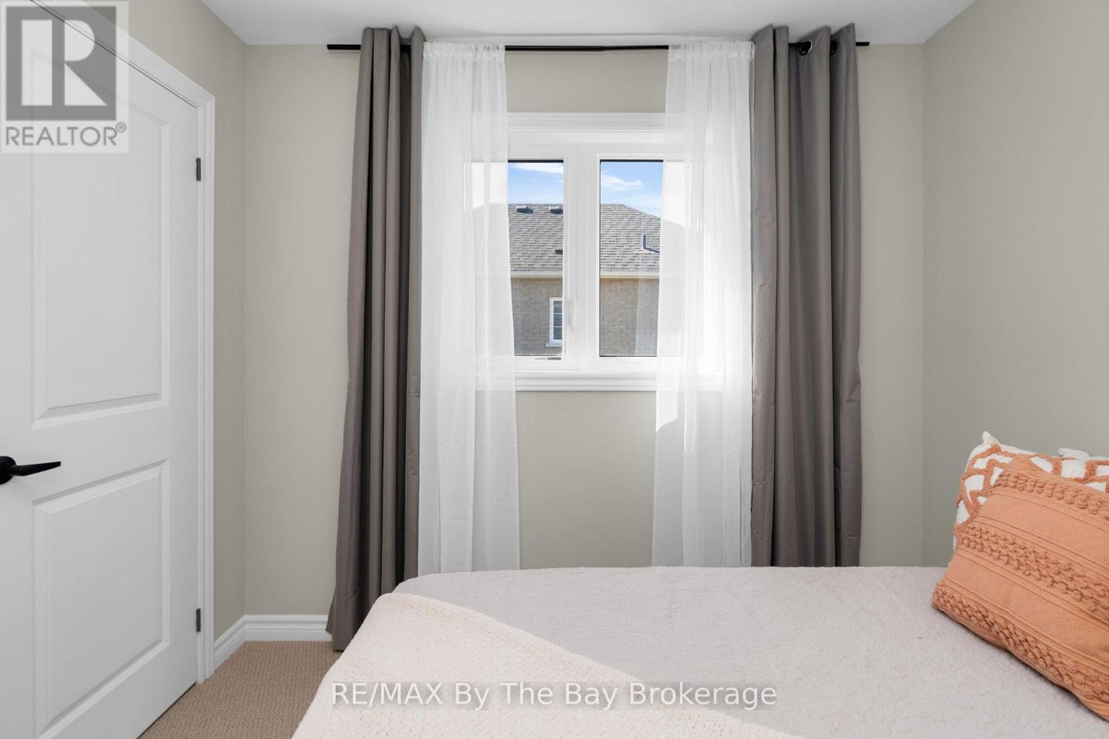214 Cubitt Street Property Photo 28