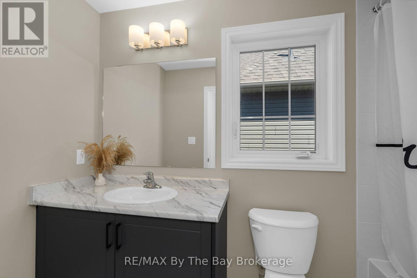 214 Cubitt Street Property Photo 29