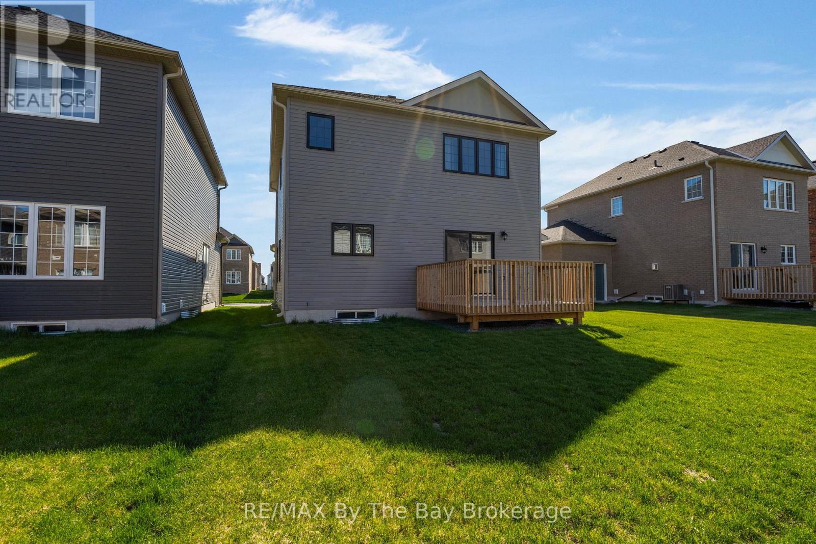 214 Cubitt Street Property Photo 32