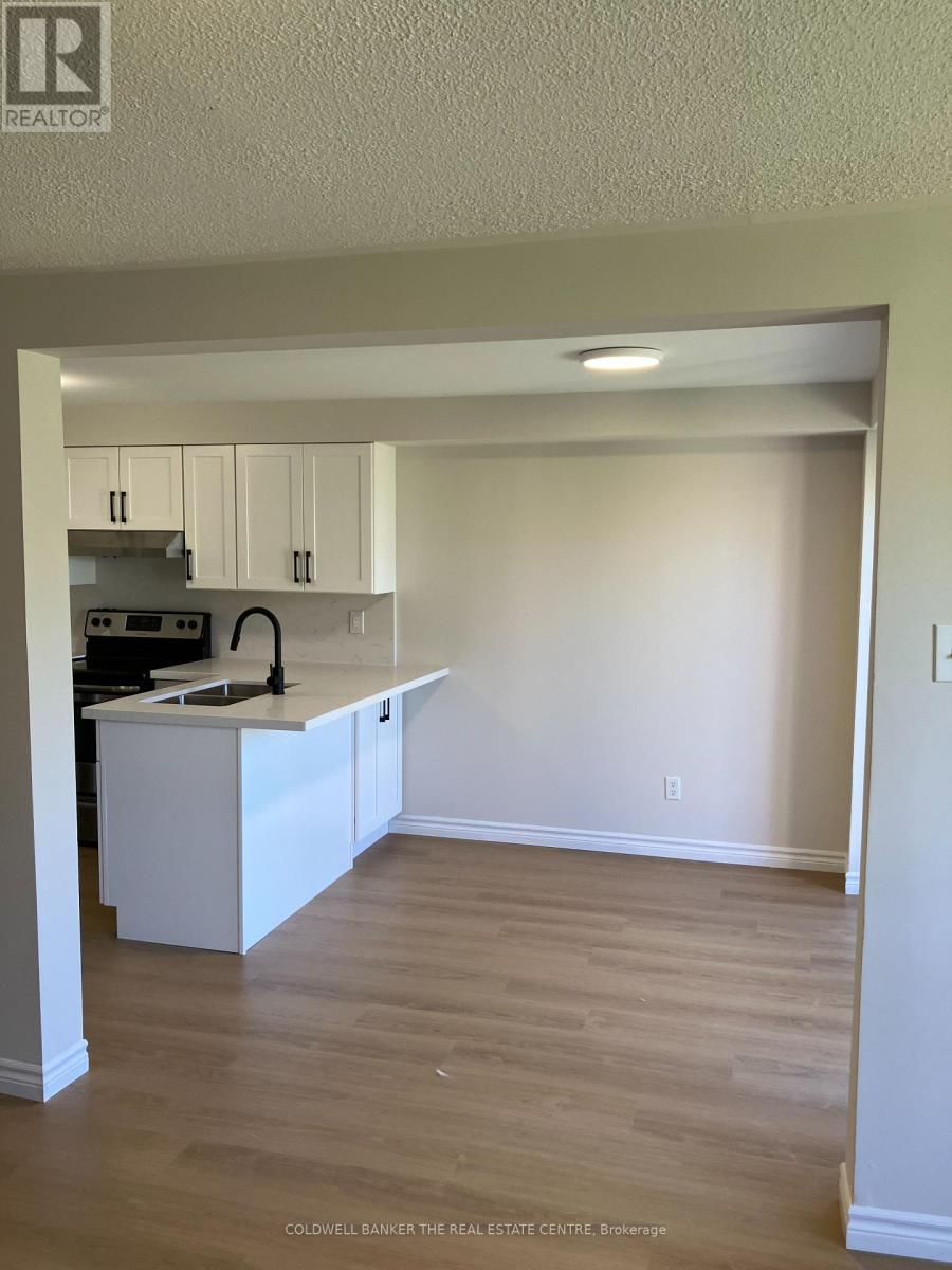141 Black Cherry Crescent Property Photo 5