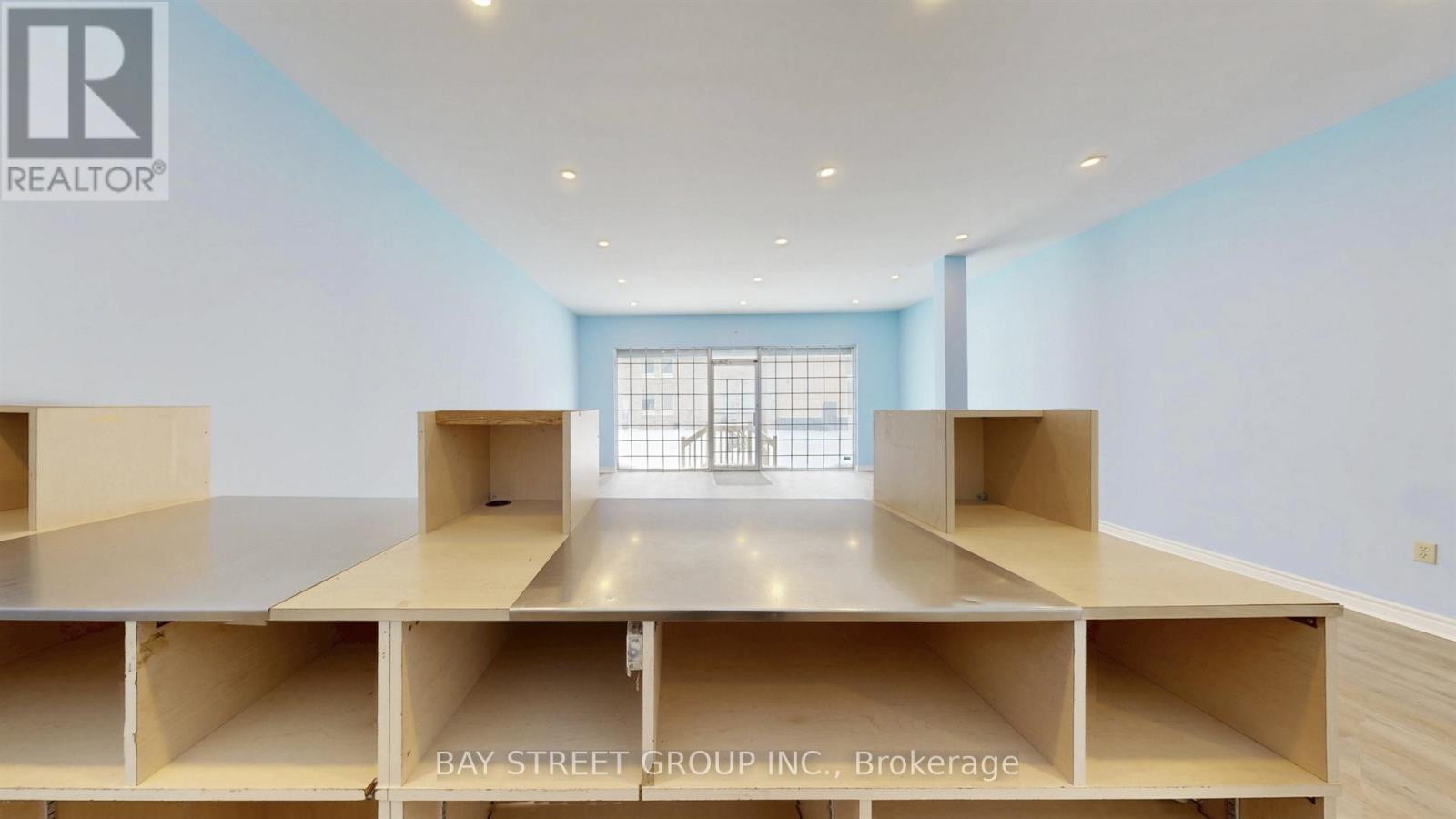 101 - 66 Maple Avenue Property Photo 13