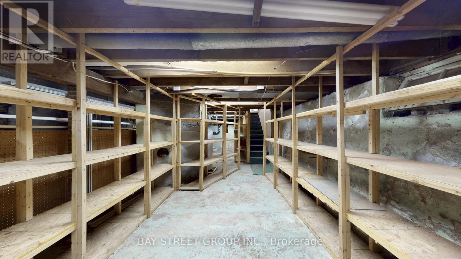 101 - 66 Maple Avenue Property Photo 28
