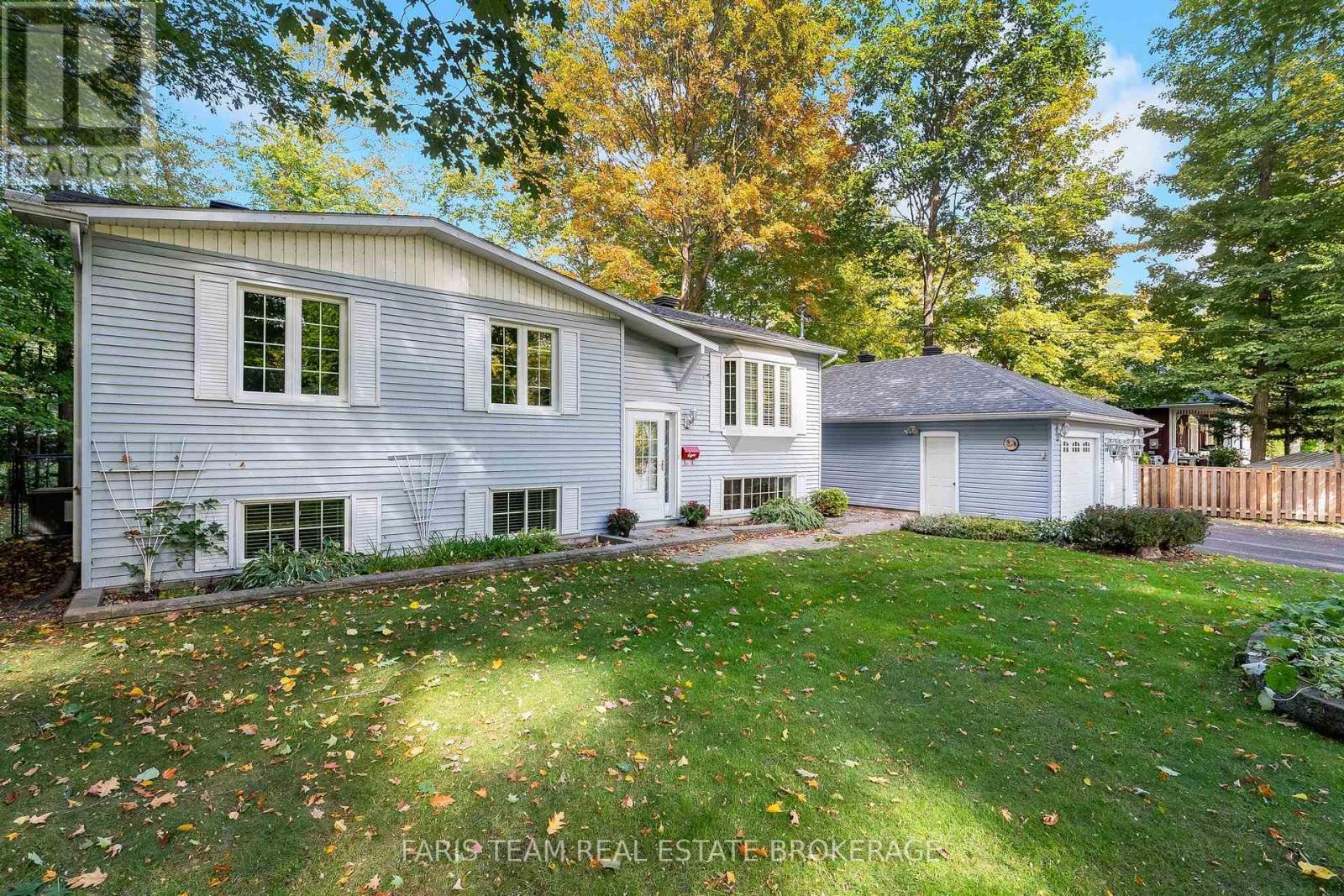 8 Pinecone Avenue Property Photo 1