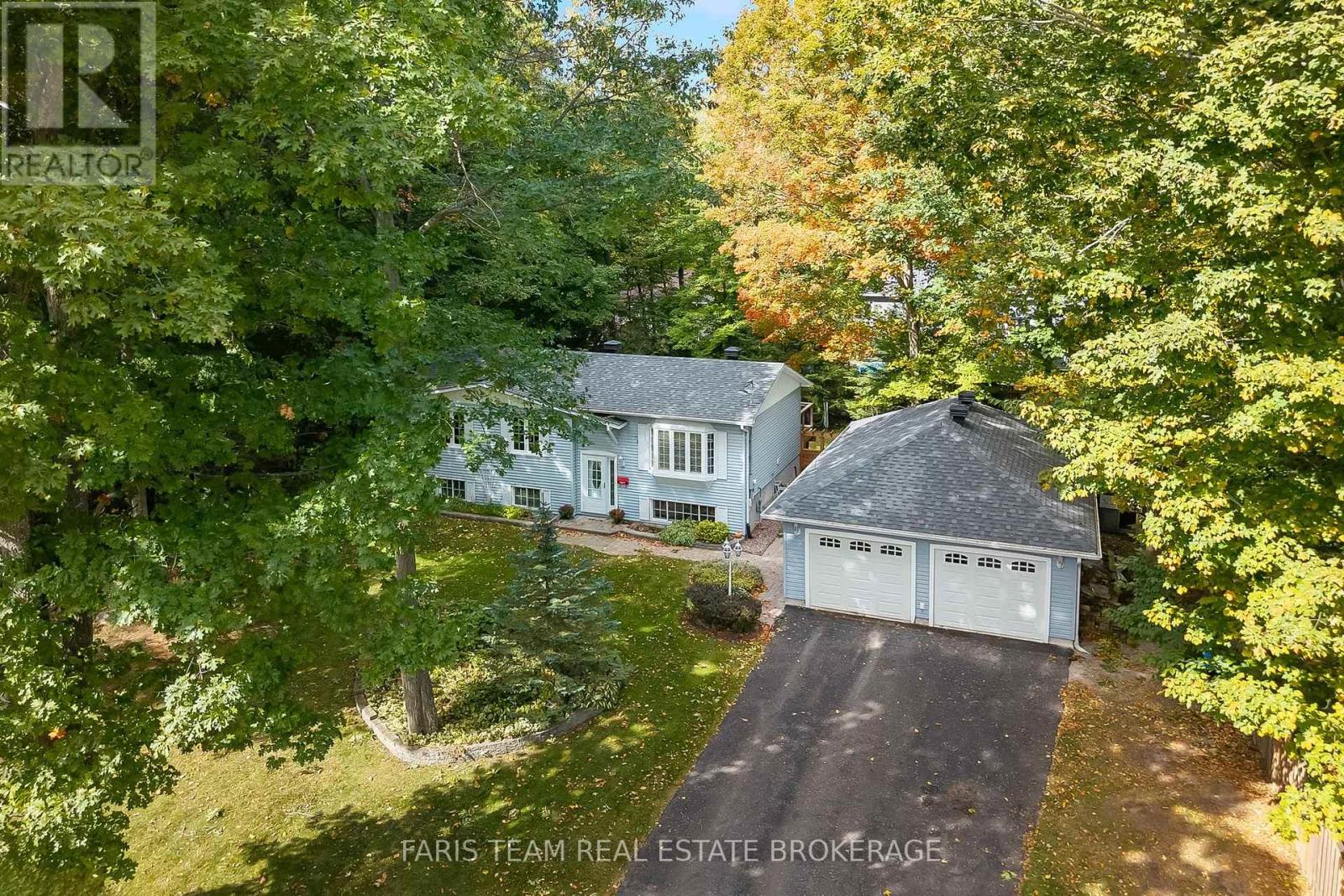 8 Pinecone Avenue Property Photo 2