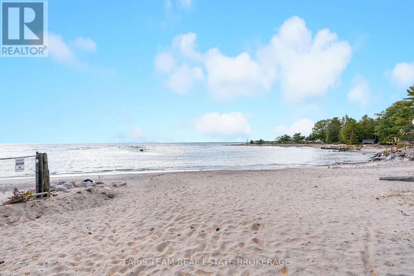 8 Pinecone Avenue Property Photo 20