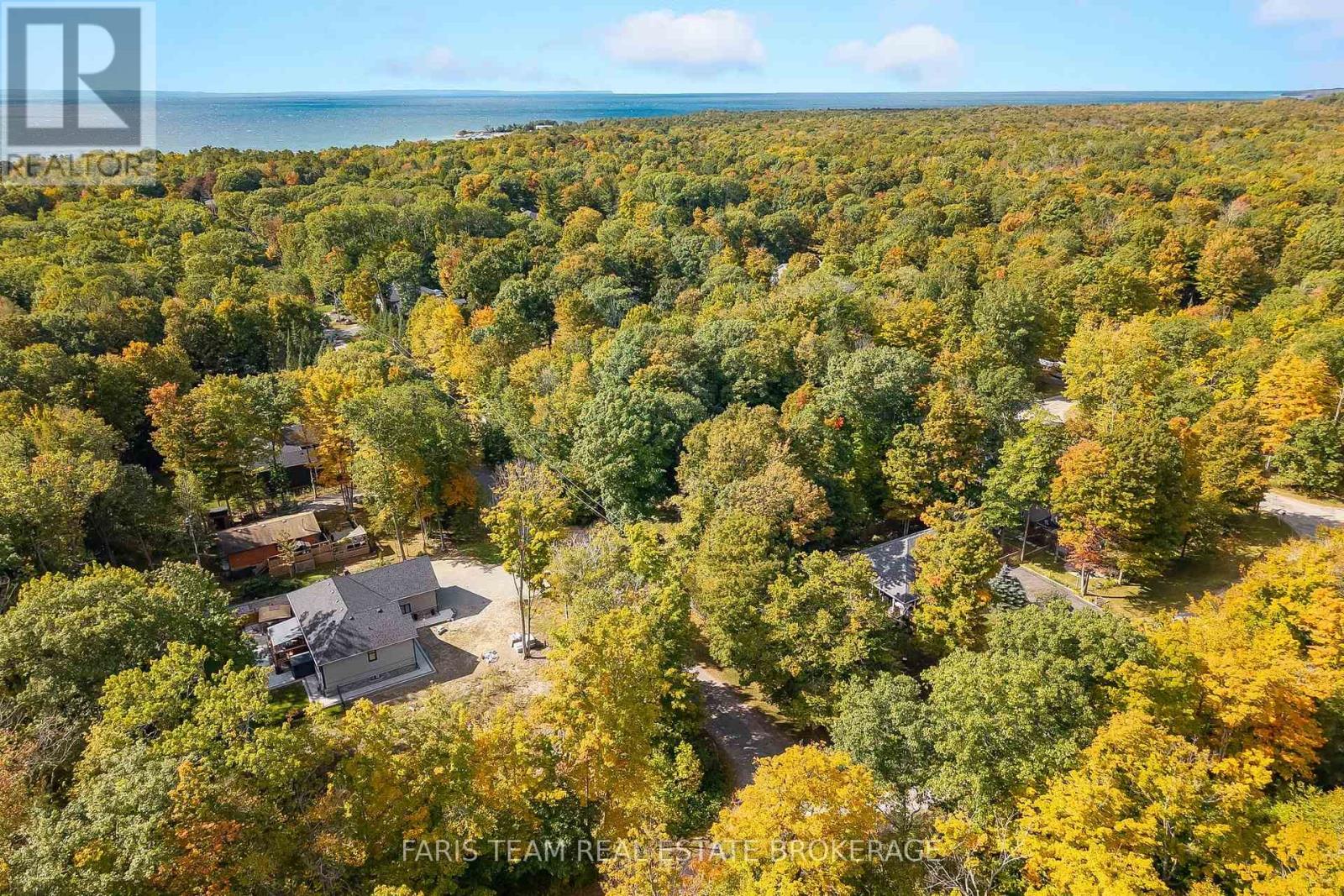 8 Pinecone Avenue Property Photo 22