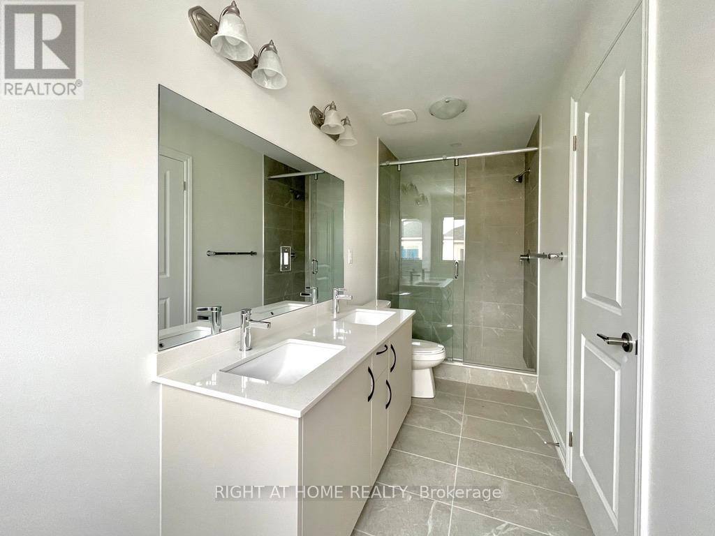 63 Phoenix Boulevard Property Photo 16