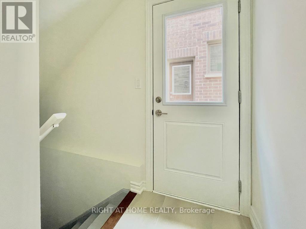 63 Phoenix Boulevard Property Photo 17
