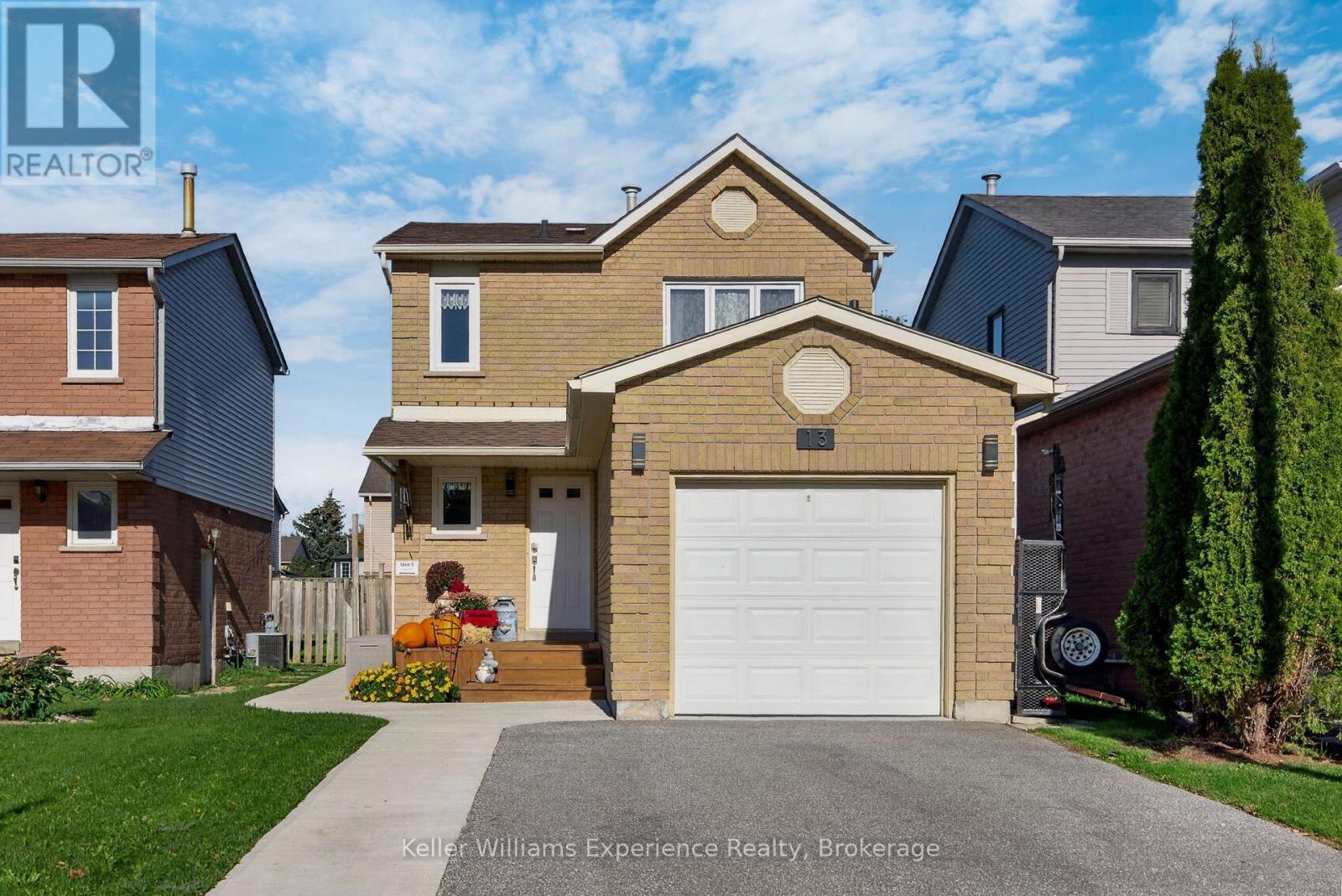 13 Lindsay Court Property Photo 1
