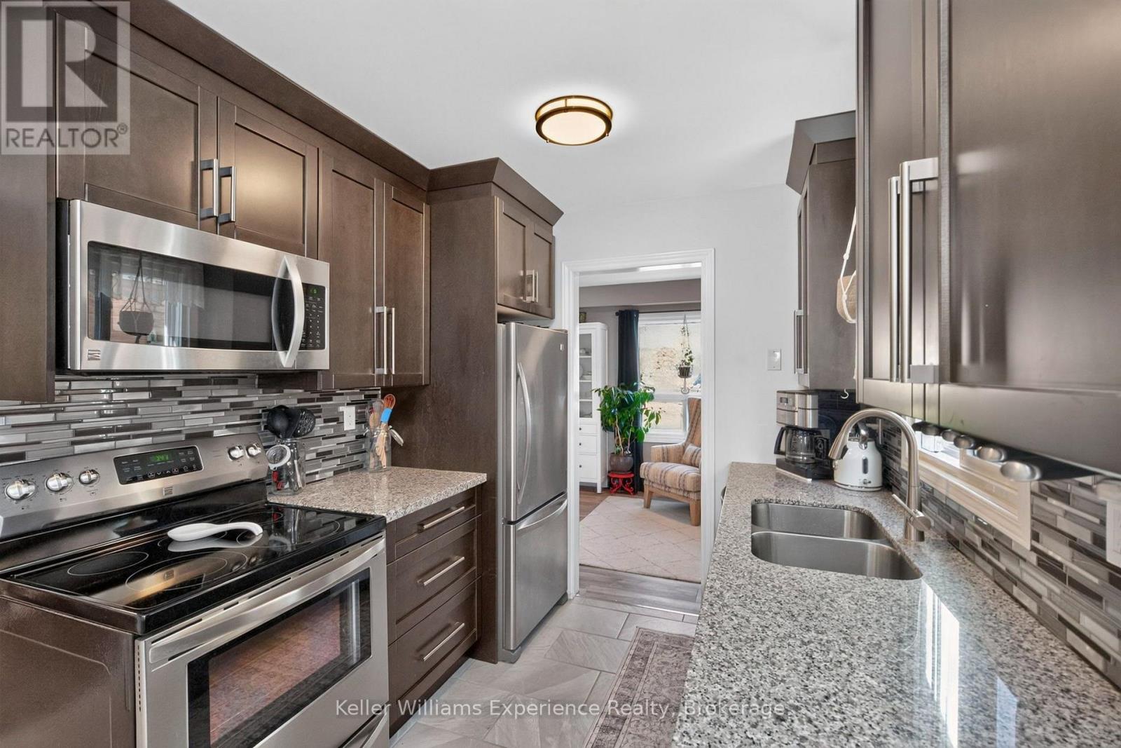 13 Lindsay Court Property Photo 8