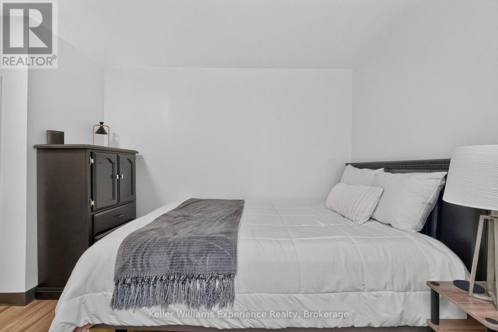 13 Lindsay Court Property Photo 32