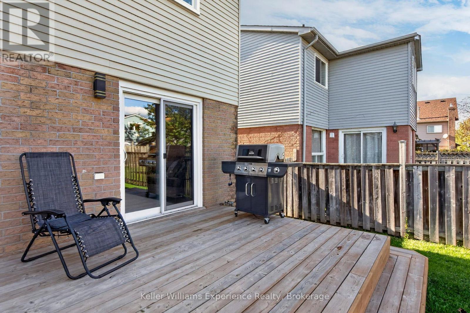 13 Lindsay Court Property Photo 36