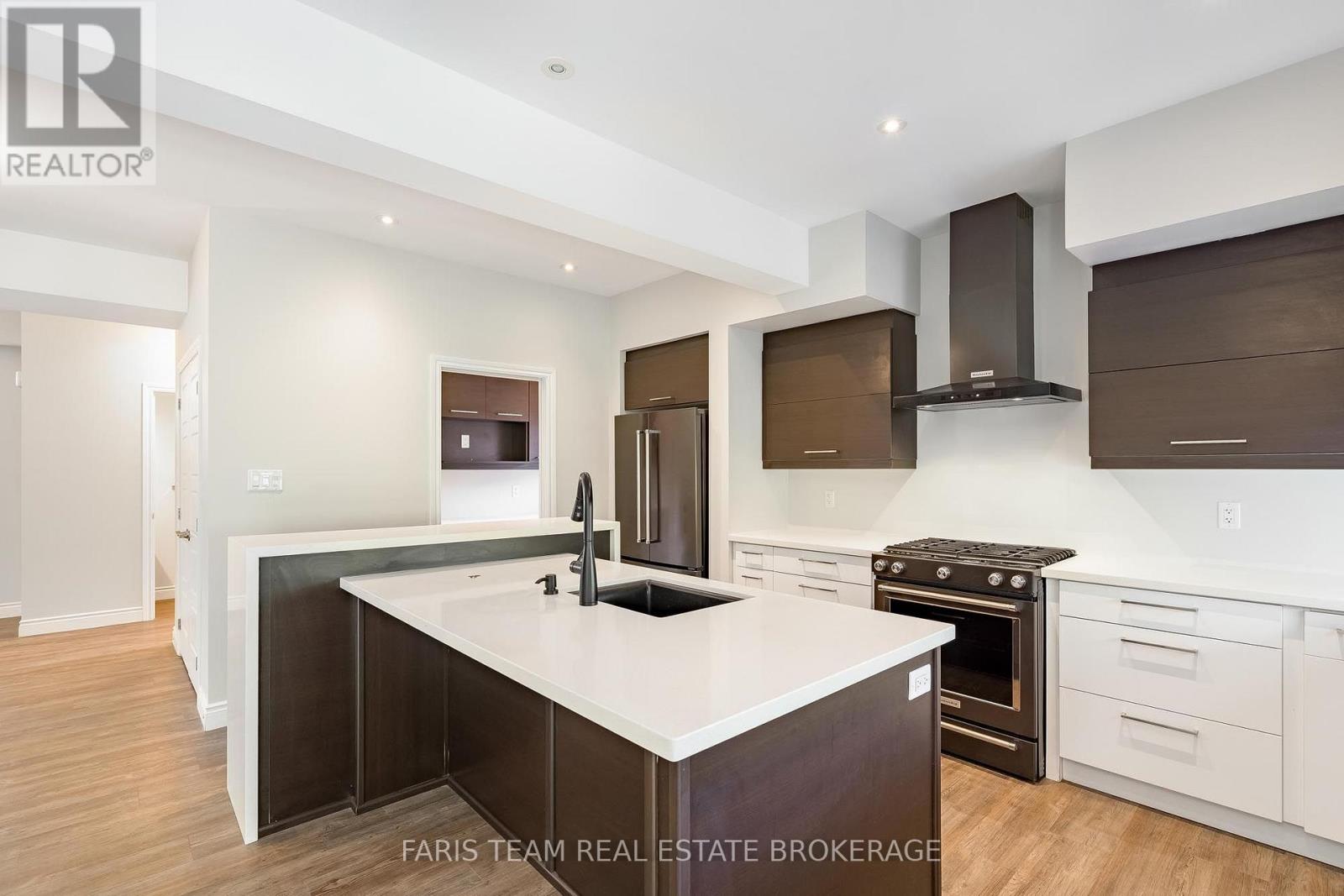 33 Sheppard Drive Property Photo 6