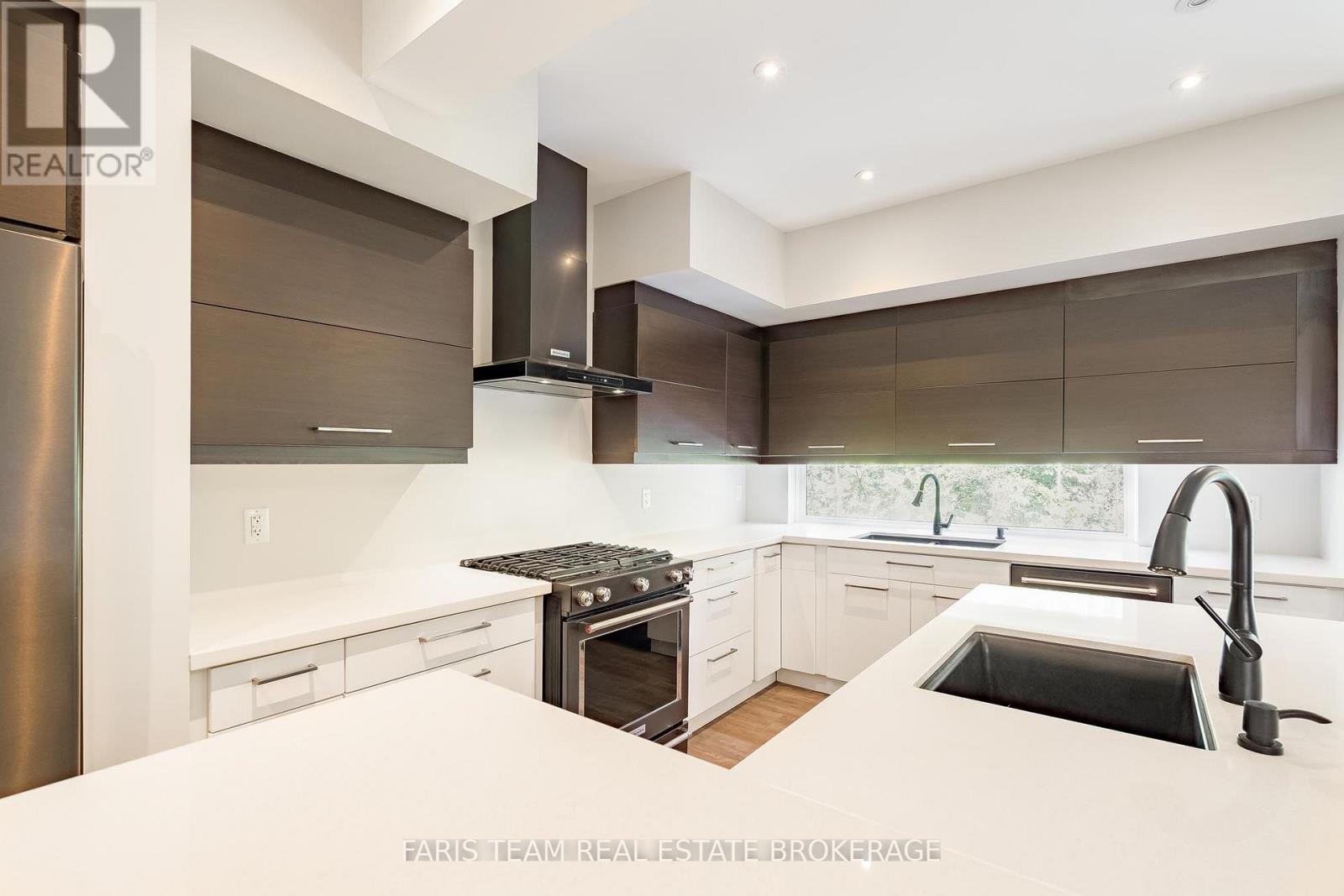 33 Sheppard Drive Property Photo 8