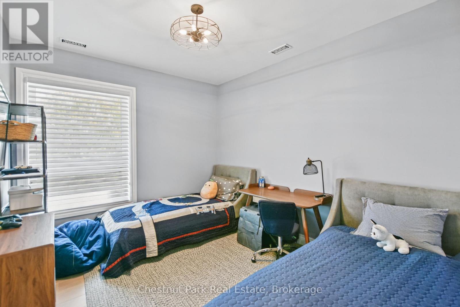658 Johnston Park Avenue Property Photo 29
