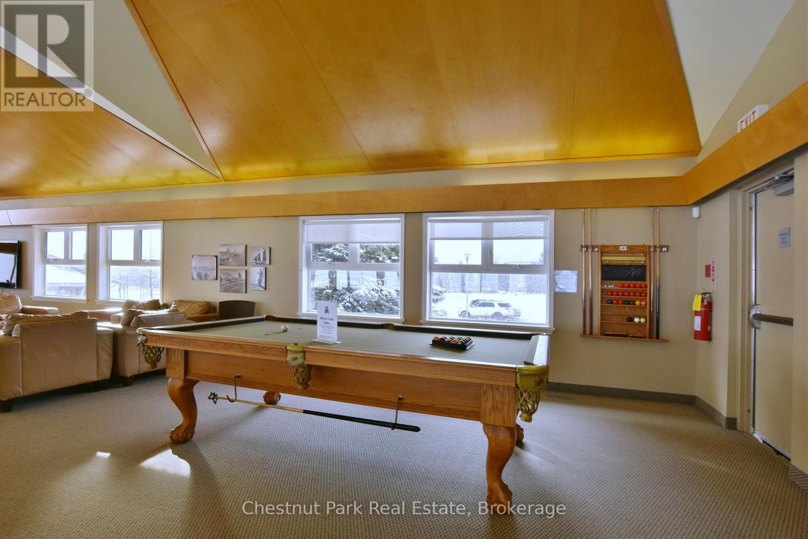 658 Johnston Park Avenue Property Photo 35