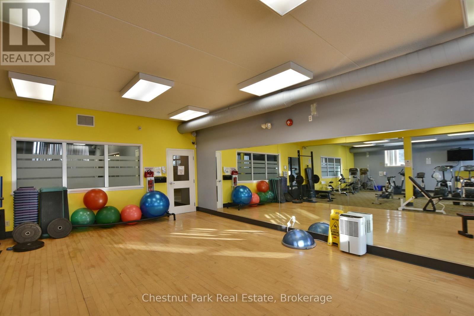 658 Johnston Park Avenue Property Photo 43