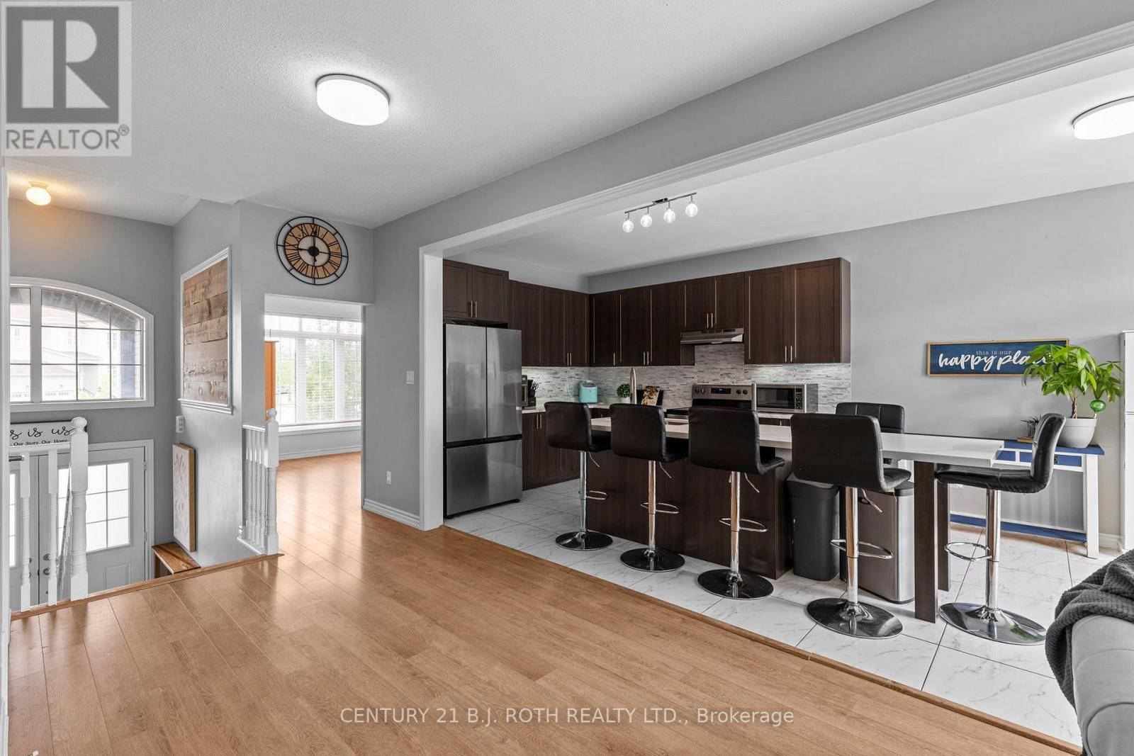 211 Roy Drive Property Photo 6