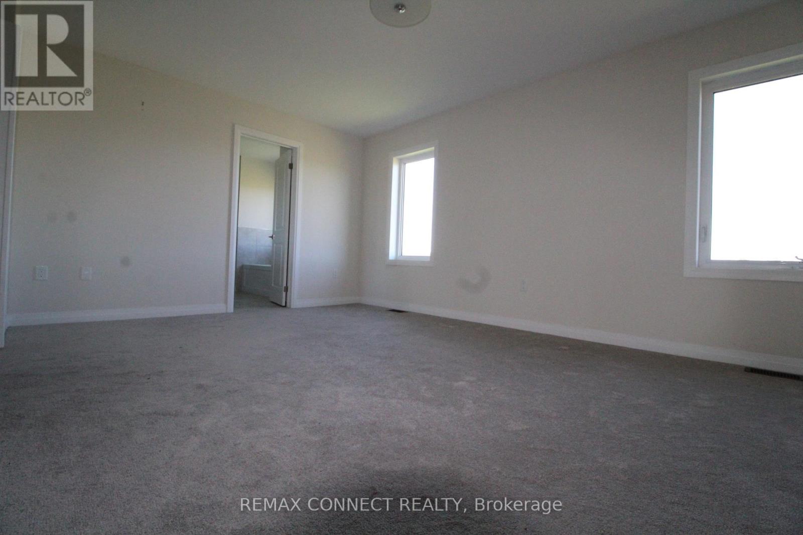 3715 Quayside Drive Property Photo 10