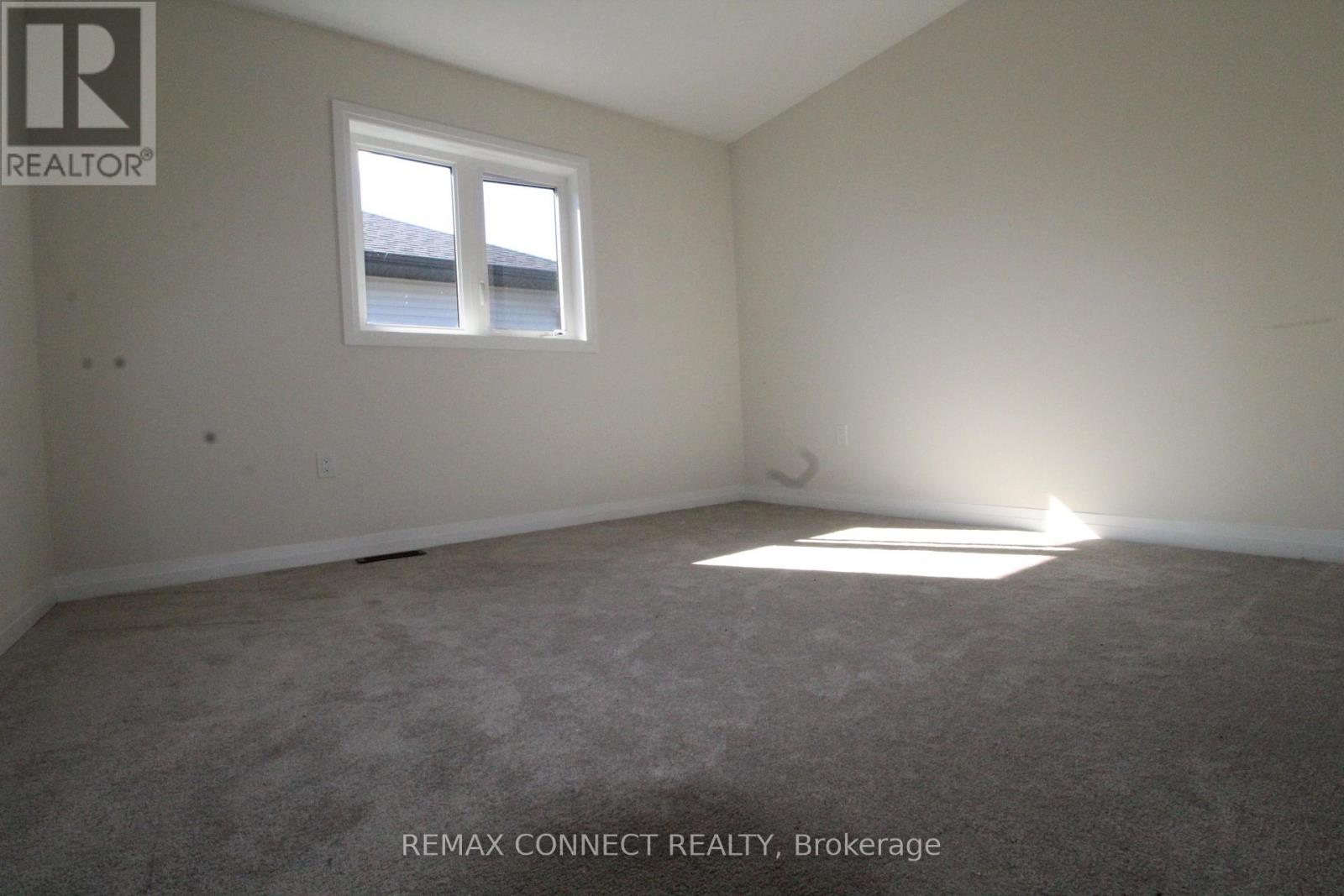 3715 Quayside Drive Property Photo 13