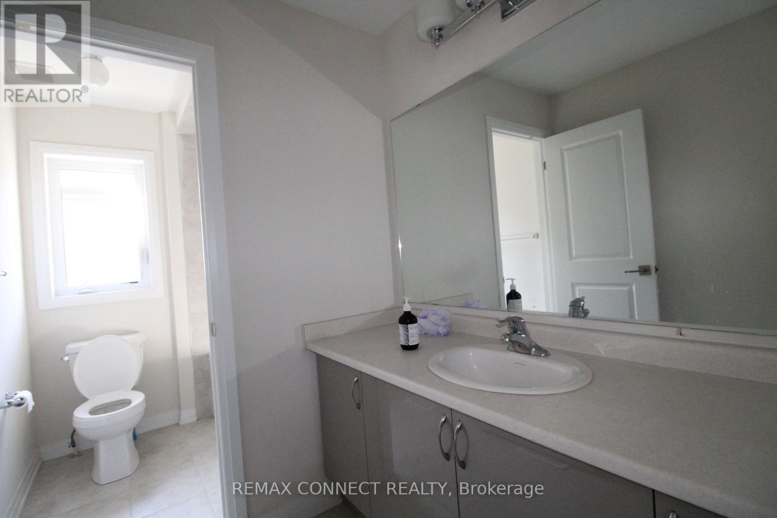 3715 Quayside Drive Property Photo 14