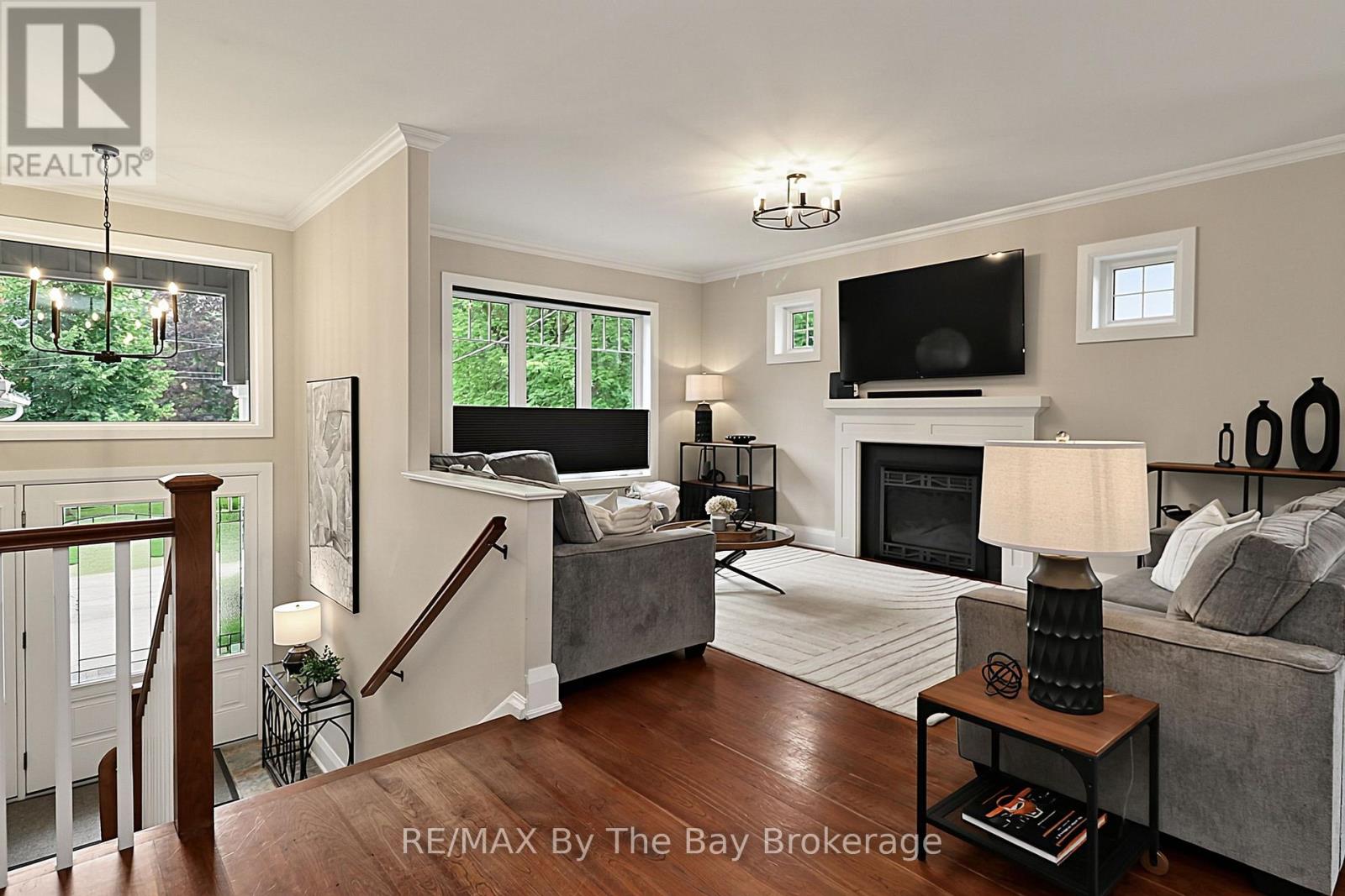 320 Birch Street Property Photo 7