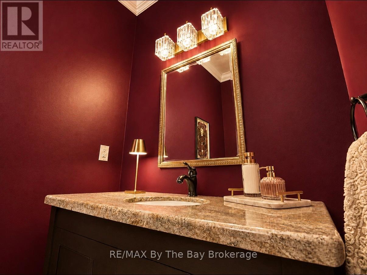 320 Birch Street Property Photo 18