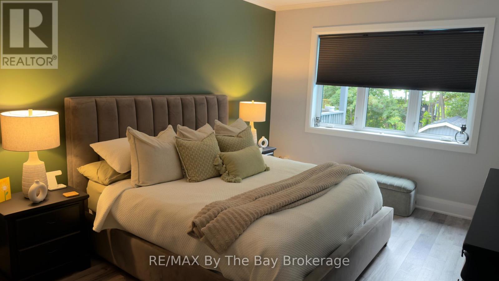 320 Birch Street Property Photo 20