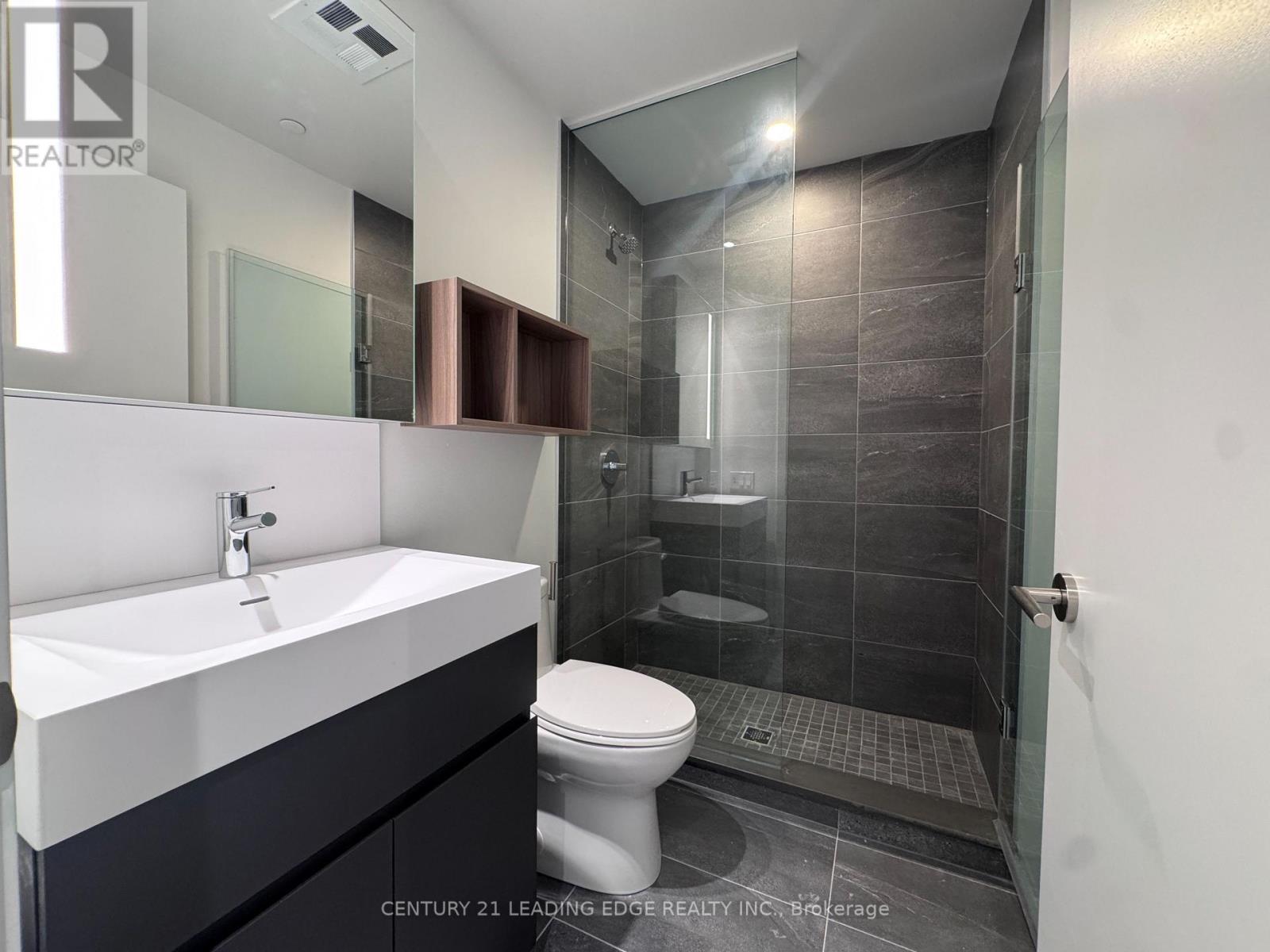 1606 - 39 Mary Street Property Photo 5