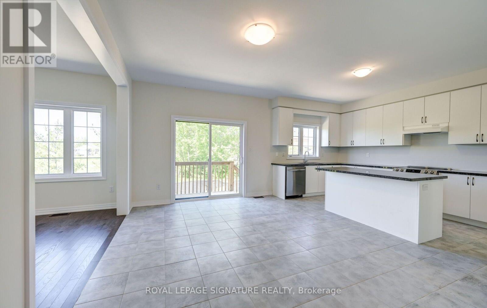 205 Warden Street Property Photo 10
