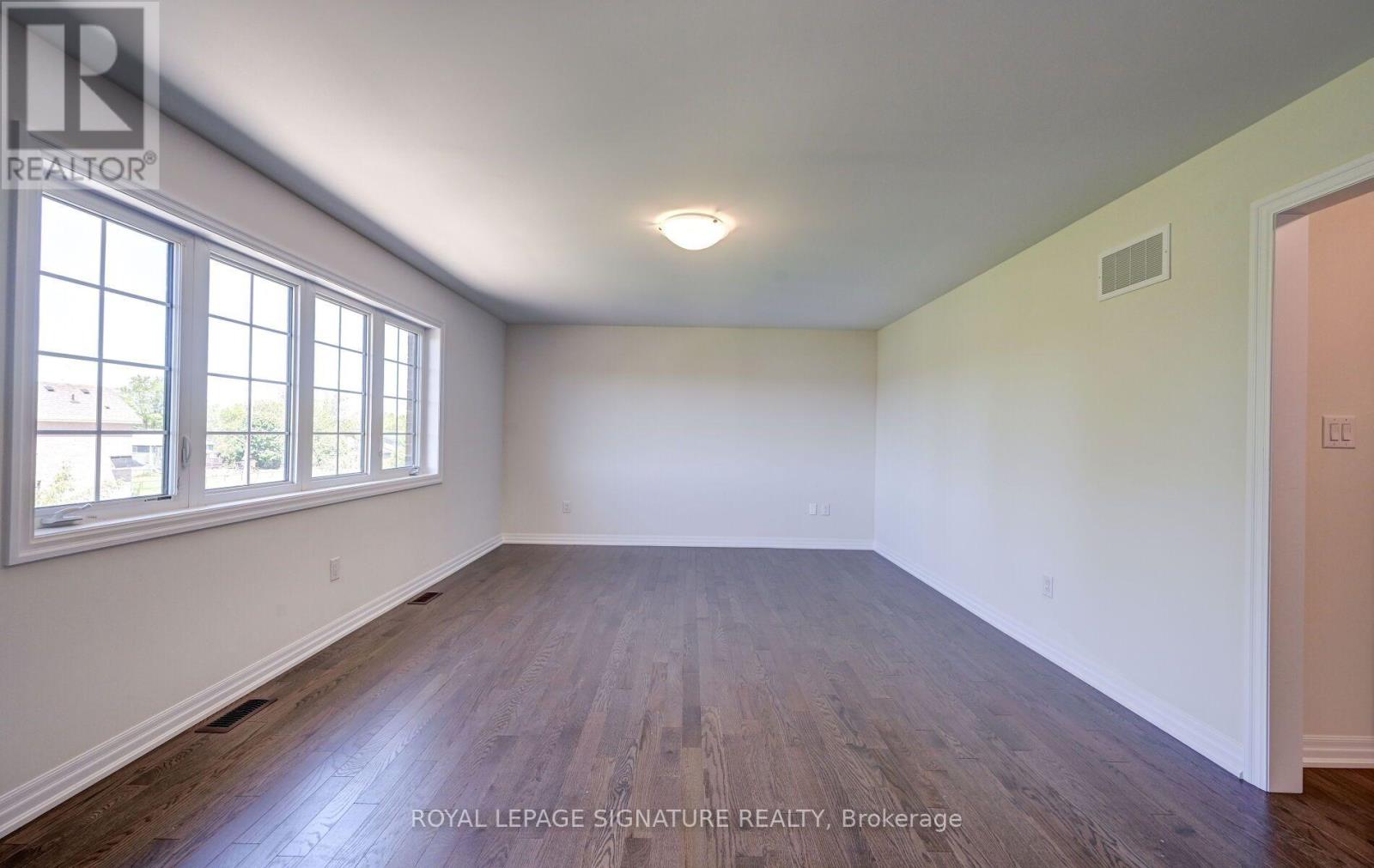 205 Warden Street Property Photo 24