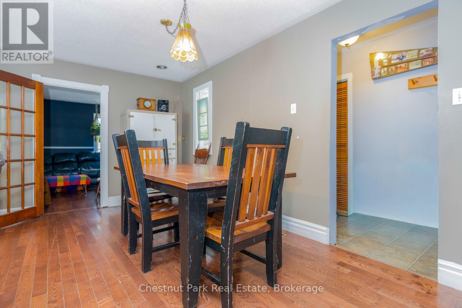 4 Parkside Avenue Property Photo 12