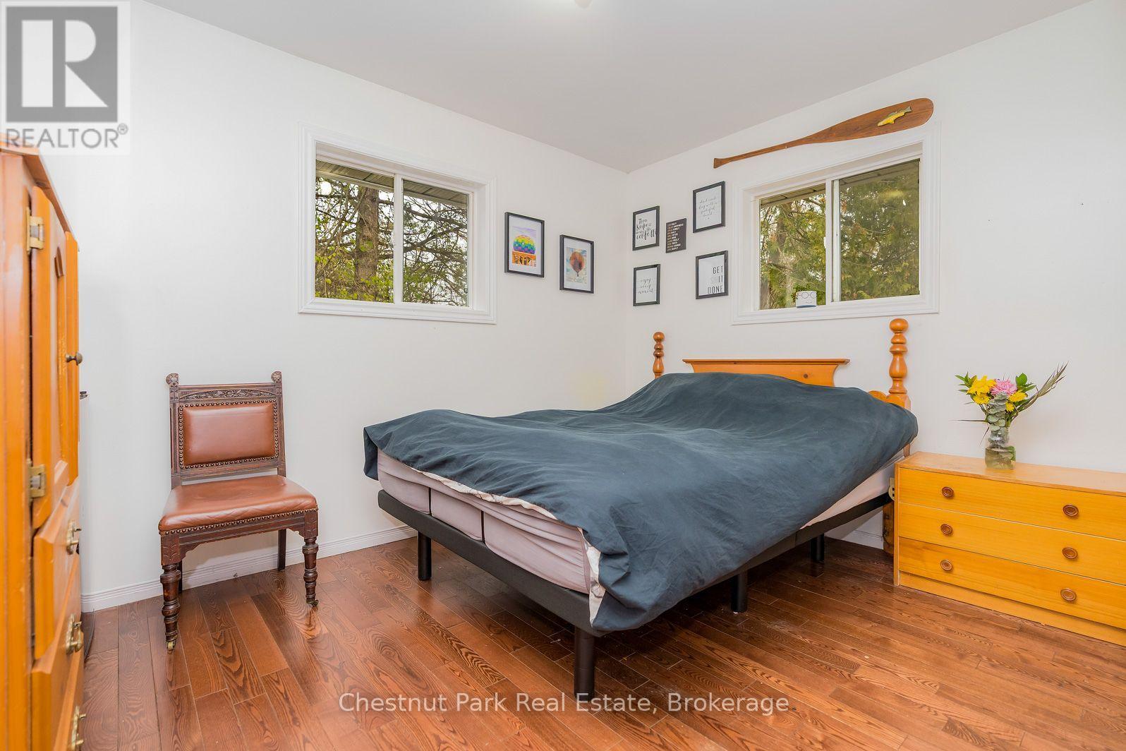 4 Parkside Avenue Property Photo 22