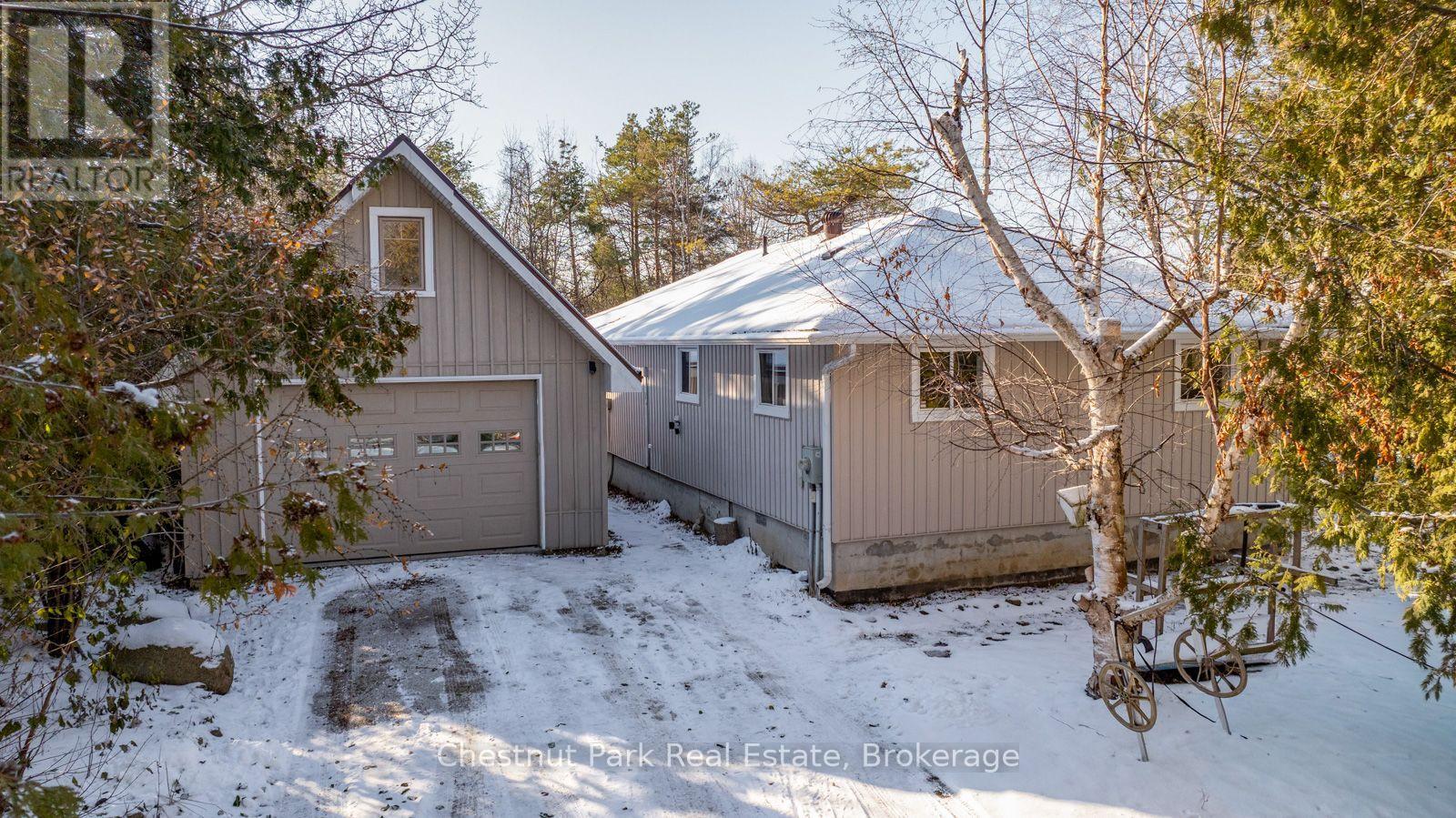 4 Parkside Avenue Property Photo 32