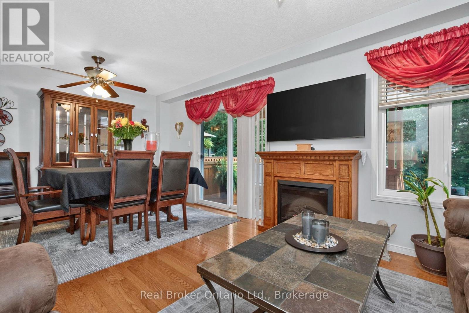 140 Southwinds Crescent Property Photo 8
