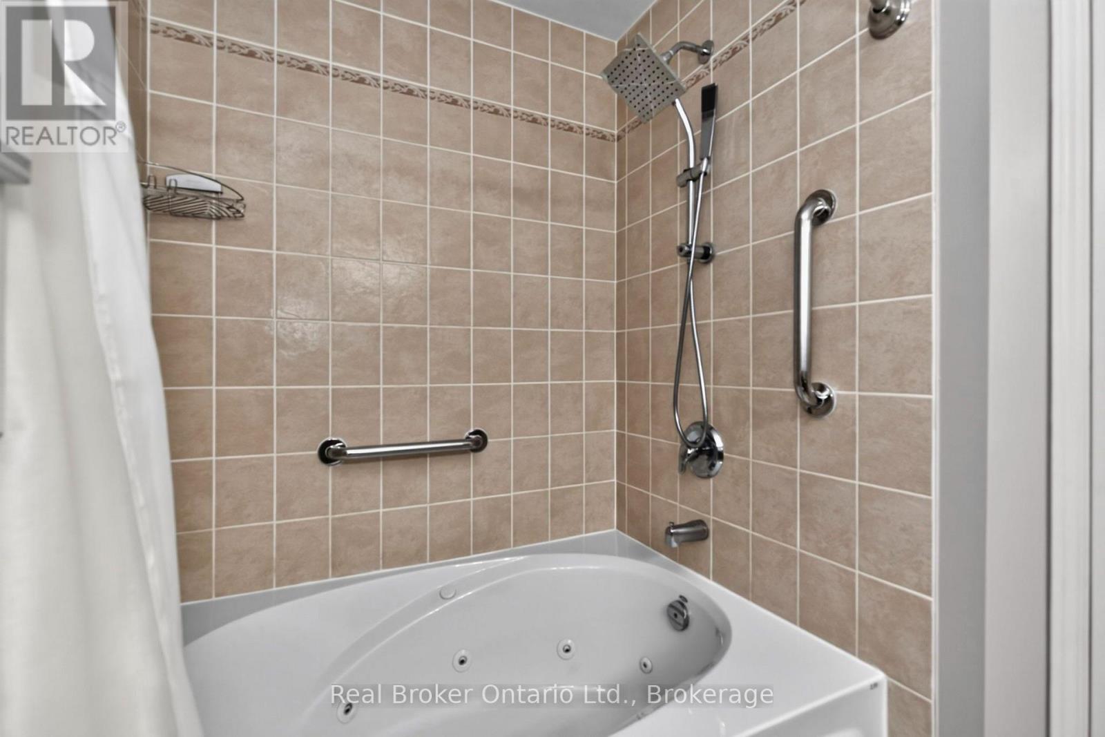 140 Southwinds Crescent Property Photo 24