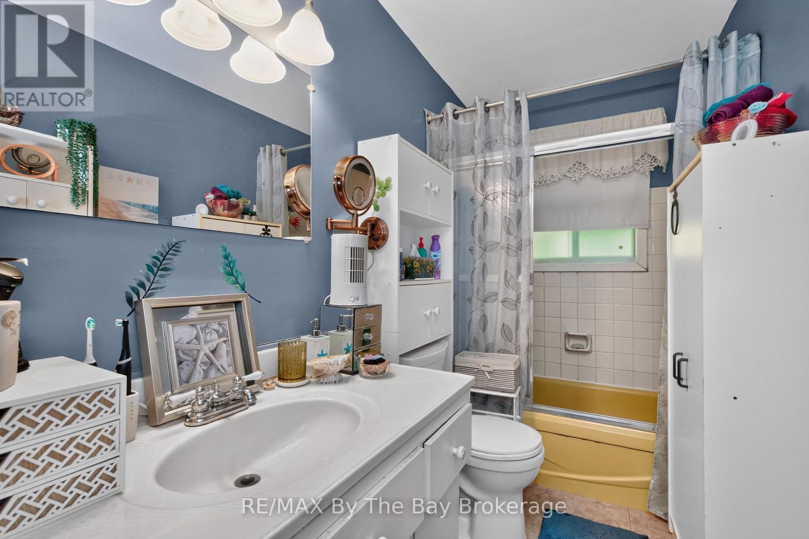 439 Fifth Street Property Photo 13